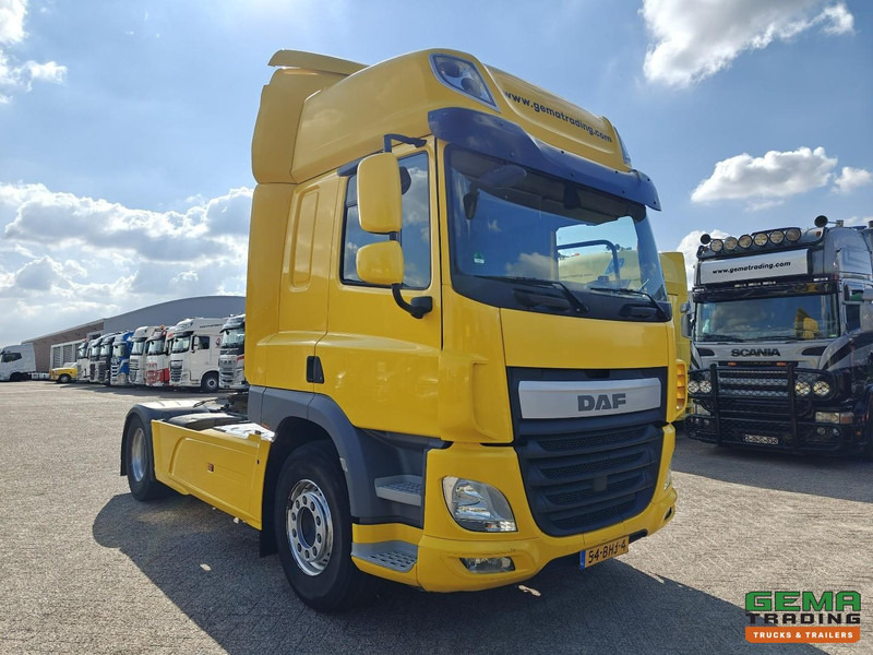 DAF CF 400 FT 4x2 Spacecab Euro6A - Side Skirts - SMARTTacho V2 - Tractor: foto 2 DAF CF 400 FT 4x2 Spacecab Euro6A - Side Skirts - SMARTTacho V2 - Tractor: foto 2