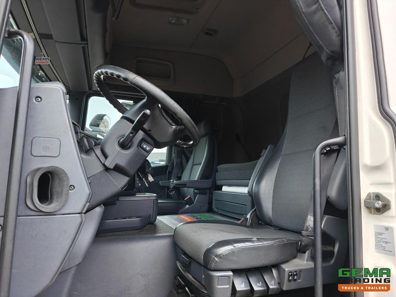 Scania G410 4x2 Highline Euro6A - Vollucht - Pneumatische Hefschotel - 375.000km - 10/2026 APK - Tractor: foto 5 Scania G410 4x2 Highline Euro6A - Vollucht - Pneumatische Hefschotel - 375.000km - 10/2026 APK - Tractor: foto 5