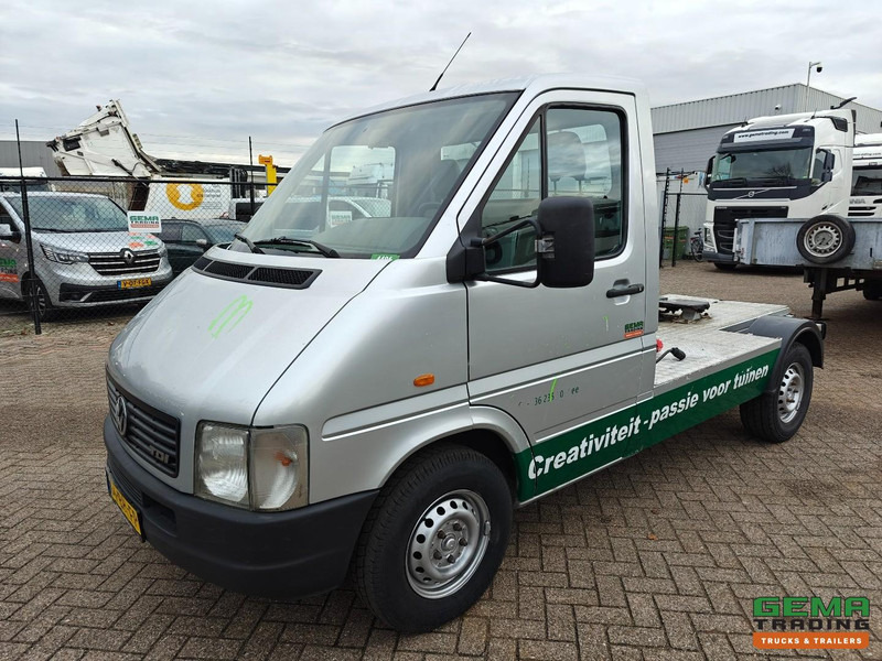Volkswagen Lt 35 2.5 TDI BE-Trekker - Handgeschakeld - 5 Cil. - Blad geveerd - 136.000km - Tractor: foto 1 Volkswagen Lt 35 2.5 TDI BE-Trekker - Handgeschakeld - 5 Cil. - Blad geveerd - 136.000km - Tractor: foto 1