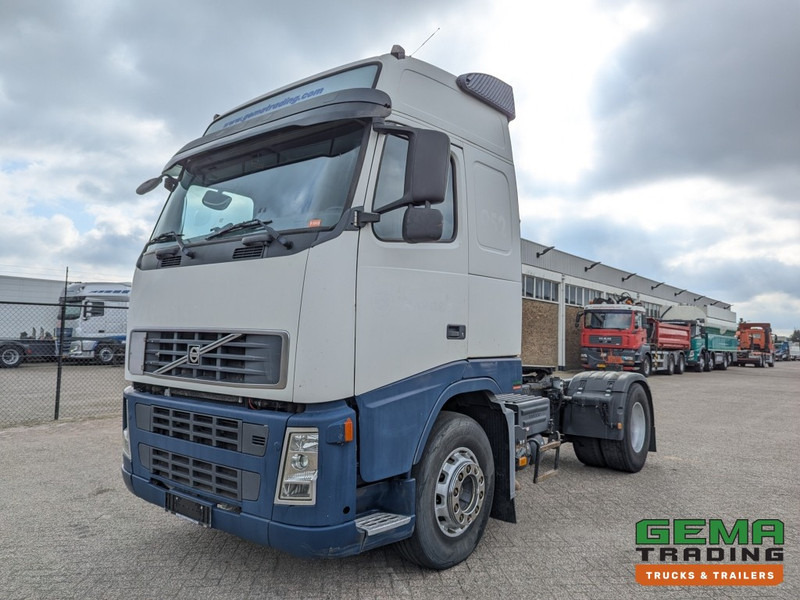 Volvo FH400 4x2 Euro5 FH400 4x2 Globetrotter Euro5 - ADR FL AT OX (T1513) - Tractor: foto 1 Volvo FH400 4x2 Euro5 FH400 4x2 Globetrotter Euro5 - ADR FL AT OX (T1513) - Tractor: foto 1