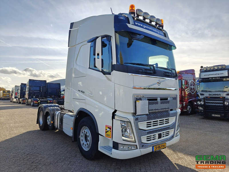 Volvo FH460 6x2 Globetrotter Euro6C - Hydrauliek - WeegSysteem - Navi - SMARTtachoV2 - 02/2026 APK - Tractor: foto 2 Volvo FH460 6x2 Globetrotter Euro6C - Hydrauliek - WeegSysteem - Navi - SMARTtachoV2 - 02/2026 APK - Tractor: foto 2
