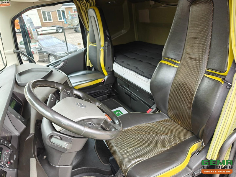 Volvo FH16-750 6x2 Globetrotter XL Euro6C - VEB+ - Volume Combi - Dubbele Tanks - IparkCool - SMARTTacho V2 - 07/2026 APK - Camião furgão: foto 5 Volvo FH16-750 6x2 Globetrotter XL Euro6C - VEB+ - Volume Combi - Dubbele Tanks - IparkCool - SMARTTacho V2 - 07/2026 APK - Camião furgão: foto 5