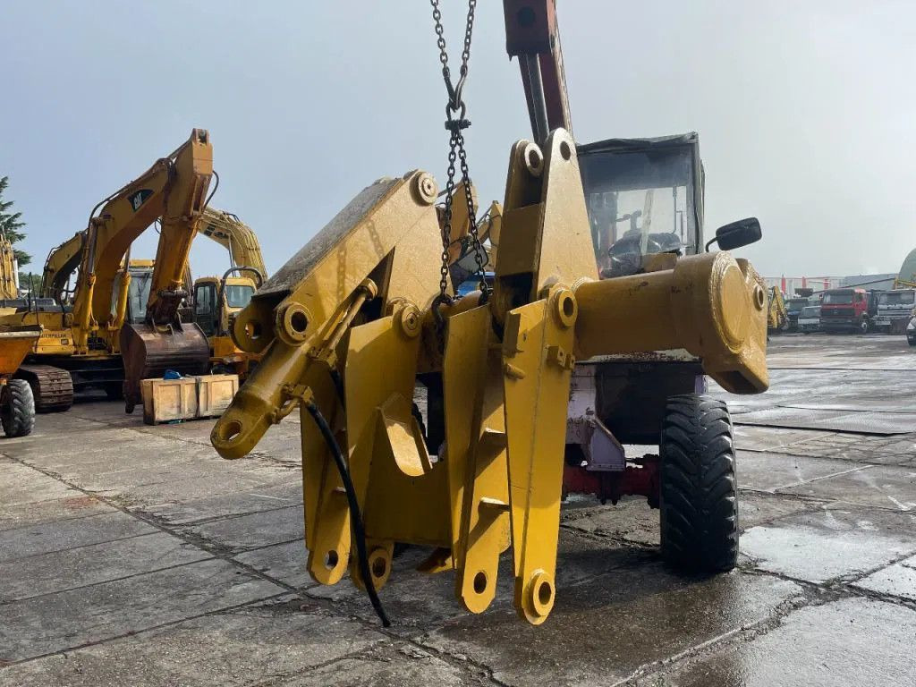 CAT Caterpillar Ripper compatible with D7R and D7H R CAT Ripper compatible with D7R and D7H Ripper compat - Escarificador para Máquina de construção: foto 4 CAT Caterpillar Ripper compatible with D7R and D7H R CAT Ripper compatible with D7R and D7H Ripper compat - Escarificador para Máquina de construção: foto 4