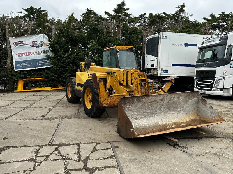 Caterpillar TH63 4X4X4 Telehandler - Empilhador telescópico: foto 1 Caterpillar TH63 4X4X4 Telehandler - Empilhador telescópico: foto 1