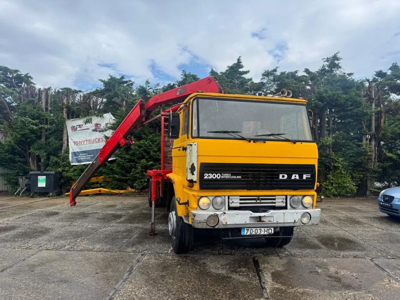 Camião de caixa aberta/ Plataforma DAF 2300 4X2 Platform + Crane Spring/Spring German t: foto 1