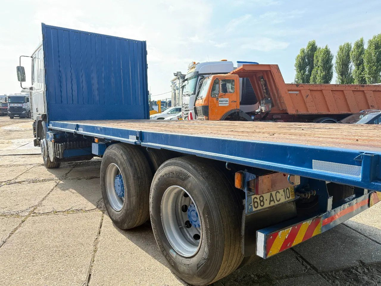 DAF 95.360 ATI 6X2 Chassis ZF Manual Gearbox - Camião de caixa aberta/ Plataforma: foto 3 DAF 95.360 ATI 6X2 Chassis ZF Manual Gearbox - Camião de caixa aberta/ Plataforma: foto 3