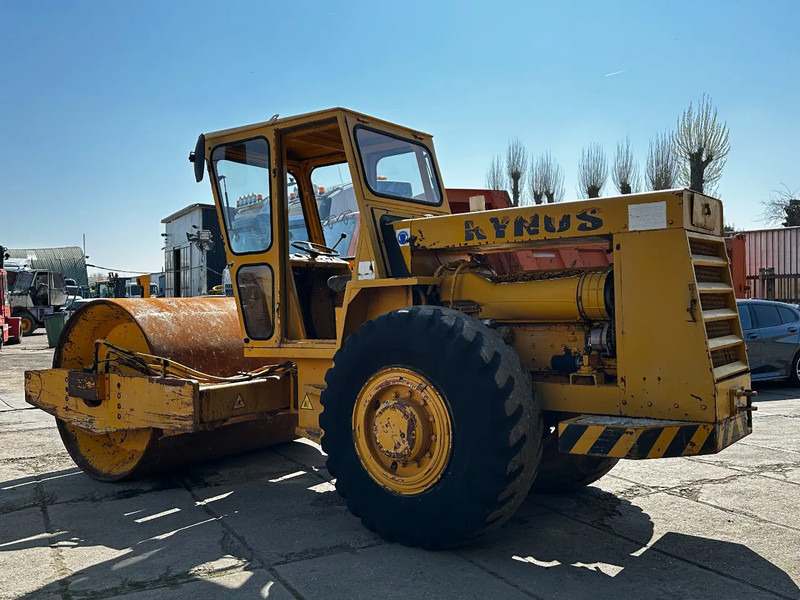 Koehring BOMAG BW 212 Wals with vibration 12T - Rolo: foto 3 Koehring BOMAG BW 212 Wals with vibration 12T - Rolo: foto 3