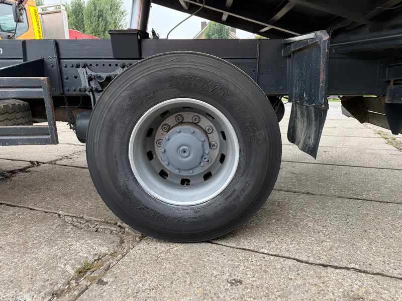 Mercedes-Benz Actros 1831 V6 4X2 Tipper + crane EPS Manual Gearbox 3 peddal - Camião basculante, Camião grua: foto 5 Mercedes-Benz Actros 1831 V6 4X2 Tipper + crane EPS Manual Gearbox 3 peddal - Camião basculante, Camião grua: foto 5