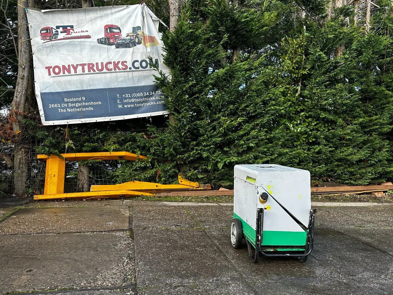 Pramac P6000S2 6KVA Generator Pramac P6000S2 6KVA Generator - Gerador elétrico: foto 1 Pramac P6000S2 6KVA Generator Pramac P6000S2 6KVA Generator - Gerador elétrico: foto 1