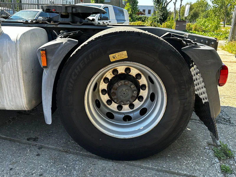 DAF XF 460 4X2 Tractor-unit Spring/Air ACC Retarder EURO6 - Tractor: foto 5 DAF XF 460 4X2 Tractor-unit Spring/Air ACC Retarder EURO6 - Tractor: foto 5