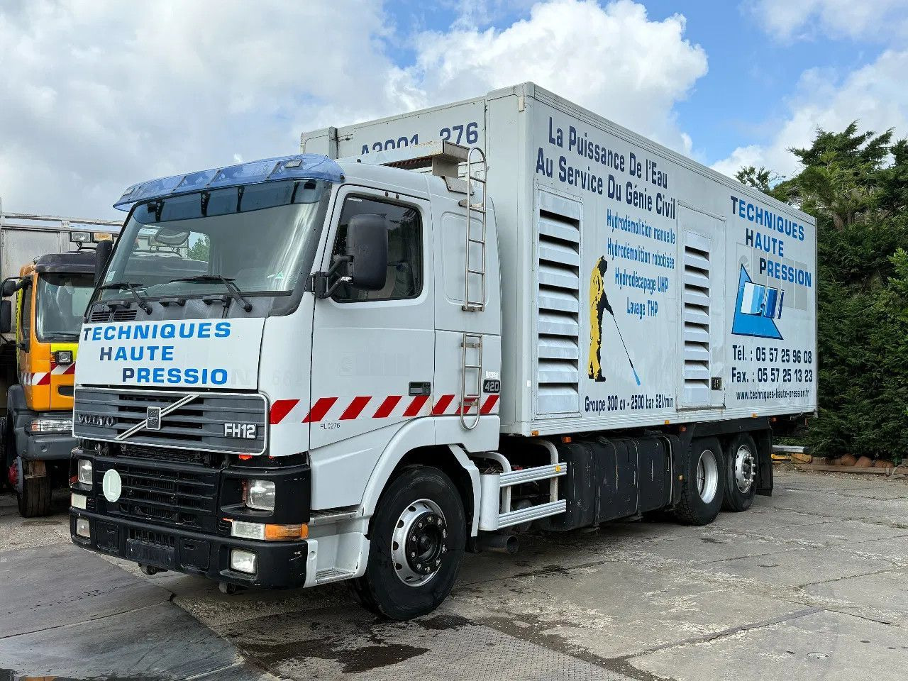 Volvo FH 12.420 6X2 Frigo Spring/Air Manual Gearbox TO - Camião frigorífico: foto 2 Volvo FH 12.420 6X2 Frigo Spring/Air Manual Gearbox TO - Camião frigorífico: foto 2