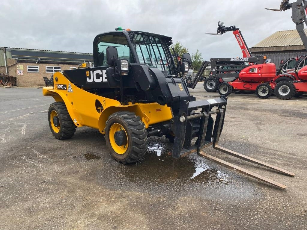 JCB 520-40 - Empilhador telescópico: foto 4 JCB 520-40 - Empilhador telescópico: foto 4