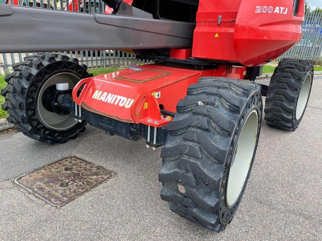 Manitou 200 ATJ - Plataforma articulada: foto 4 Manitou 200 ATJ - Plataforma articulada: foto 4