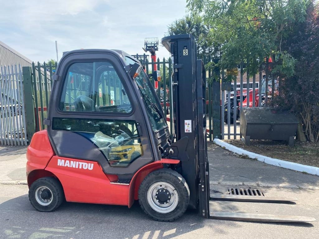 Manitou Mi25D - Empilhador a diesel: foto 1 Manitou Mi25D - Empilhador a diesel: foto 1