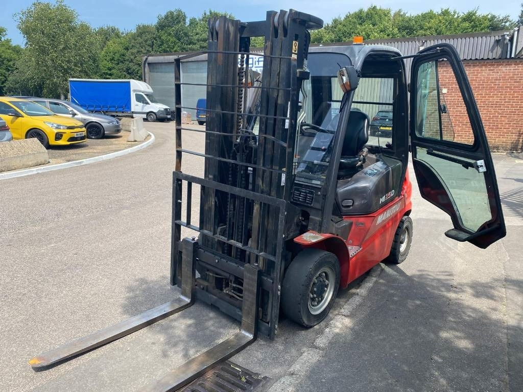 Manitou Mi25D - Empilhador a diesel: foto 5 Manitou Mi25D - Empilhador a diesel: foto 5
