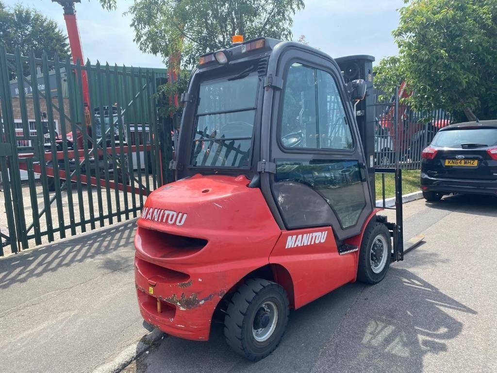 Manitou Mi25D - Empilhador a diesel: foto 3 Manitou Mi25D - Empilhador a diesel: foto 3