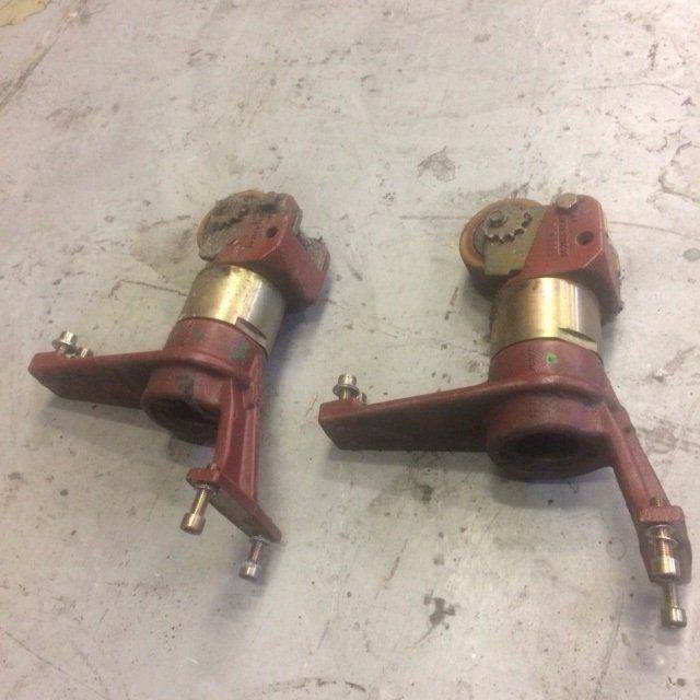 2x Stabilizer for Linde - Direcção para Equipamento de movimentação: foto 1 2x Stabilizer for Linde - Direcção para Equipamento de movimentação: foto 1