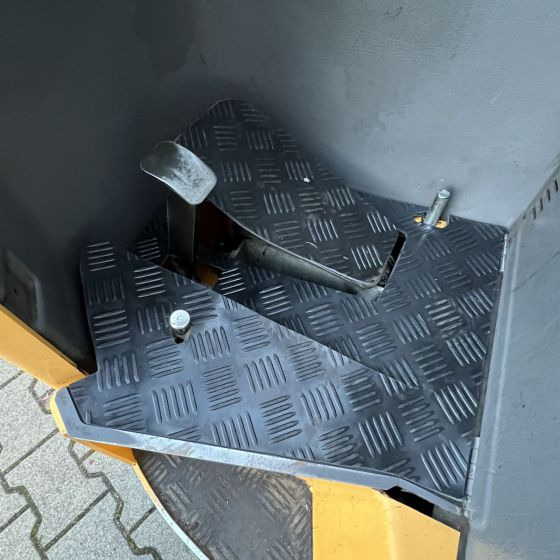 Atlet UFS200DTFVRF850 - Empilhador de 4 vias: foto 5 Atlet UFS200DTFVRF850 - Empilhador de 4 vias: foto 5