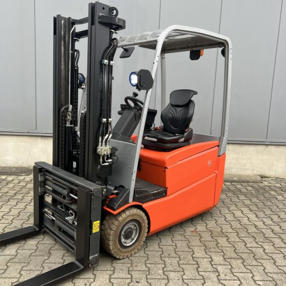 BT C3E160 - Empilhador elétrico: foto 1 BT C3E160 - Empilhador elétrico: foto 1