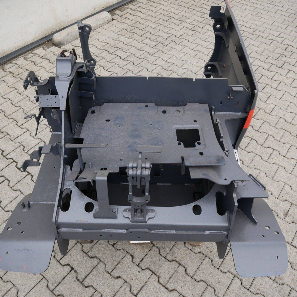 Chassis for Linde E25HL, Series 387-1 - Estrutura/ Châssis para Equipamento de movimentação: foto 2 Chassis for Linde E25HL, Series 387-1 - Estrutura/ Châssis para Equipamento de movimentação: foto 2