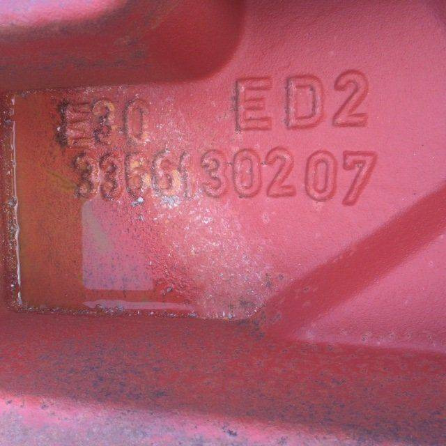 Counterweight for Linde E30-600S, Series 336-03 - Contrapeso para Equipamento de movimentação: foto 4 Counterweight for Linde E30-600S, Series 336-03 - Contrapeso para Equipamento de movimentação: foto 4