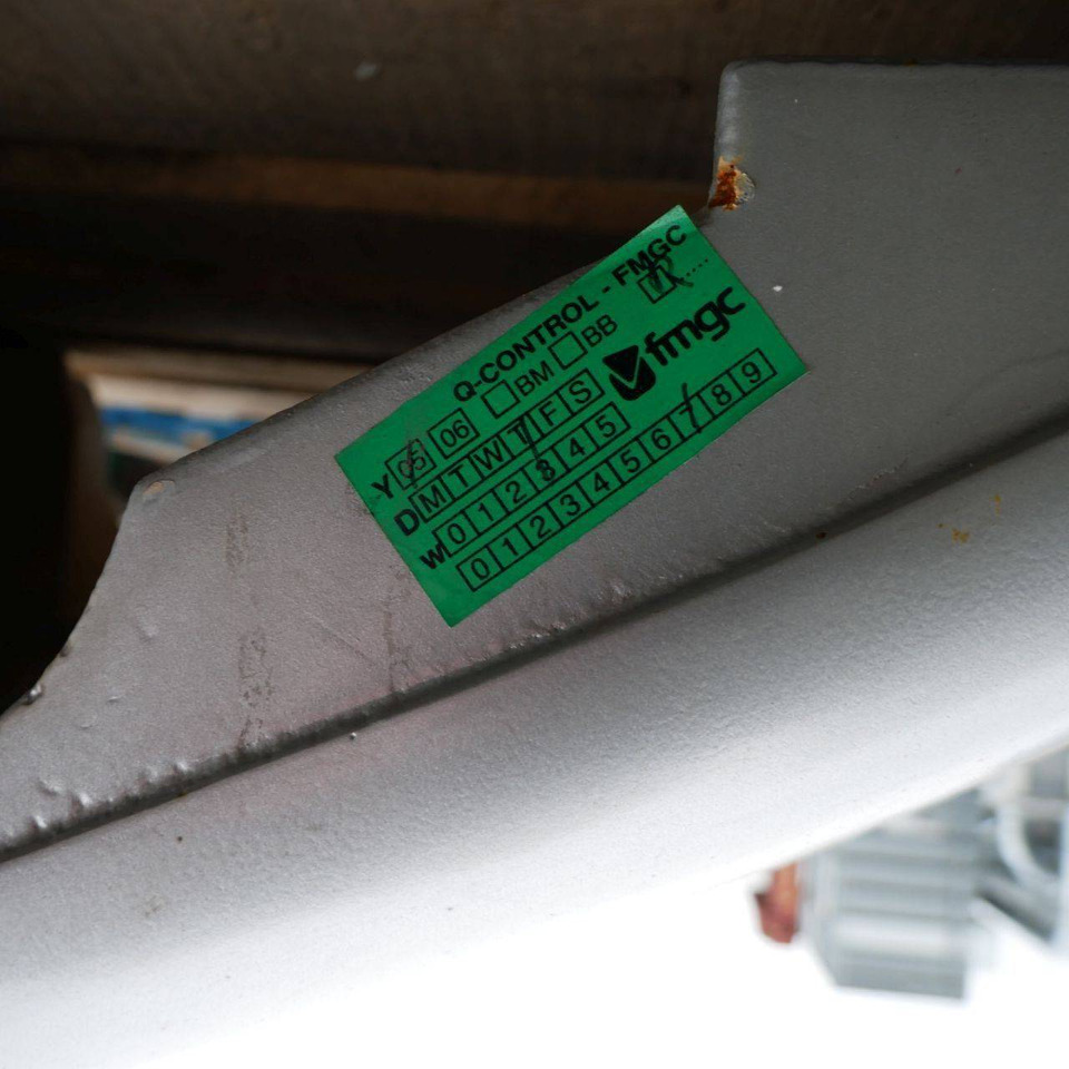 Counterweight for Nissan QX - Contrapeso para Equipamento de movimentação: foto 3 Counterweight for Nissan QX - Contrapeso para Equipamento de movimentação: foto 3