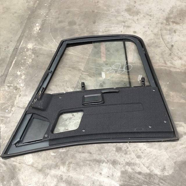 Door right for Linde series 386 - Porta e peças para Equipamento de movimentação: foto 4 Door right for Linde series 386 - Porta e peças para Equipamento de movimentação: foto 4