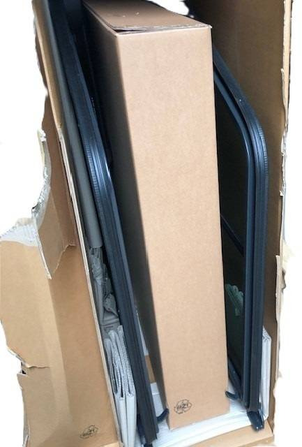 Doors Grendia complete right and left - Porta e peças para Equipamento de movimentação: foto 3 Doors Grendia complete right and left - Porta e peças para Equipamento de movimentação: foto 3