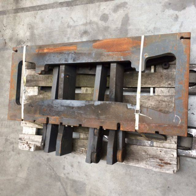 Fork Carriage 1150 mm for Linde 336/351-03 Series - Equipamento: foto 1 Fork Carriage 1150 mm for Linde 336/351-03 Series - Equipamento: foto 1