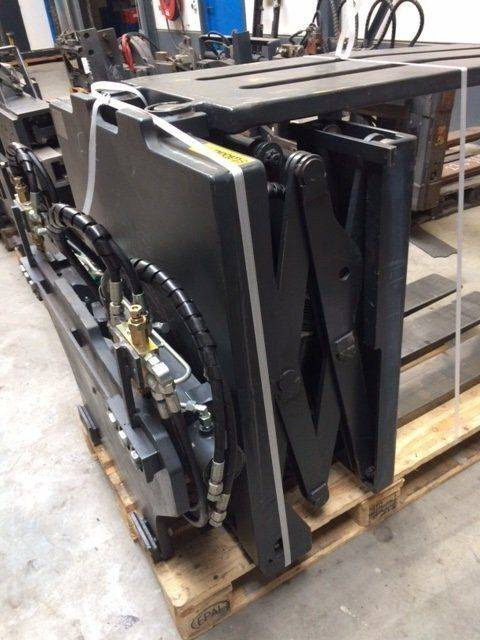 Stabau Rotator180° Pallet inverter with load pusher - Equipamento: foto 5 Stabau Rotator180° Pallet inverter with load pusher - Equipamento: foto 5