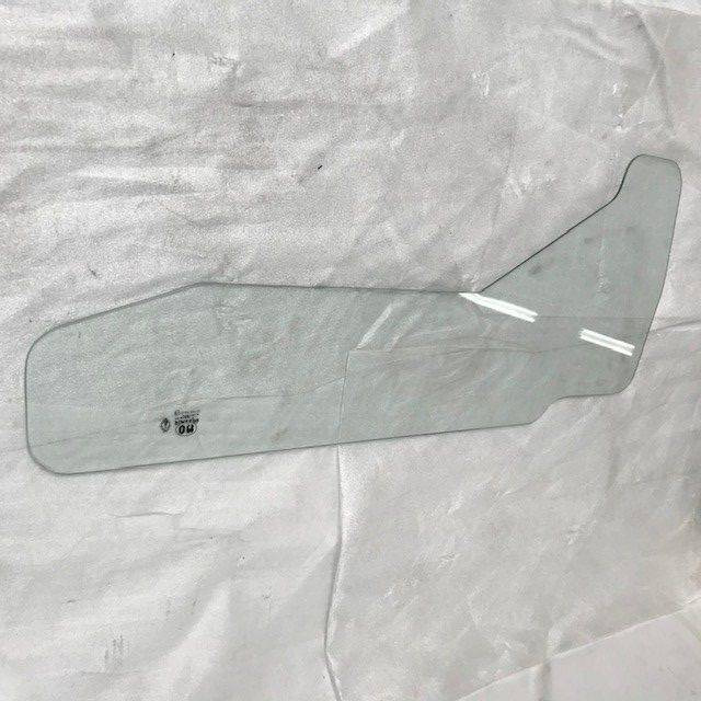 Glass for Komatsu/Fiat - Vidro e peças para Equipamento de movimentação: foto 2 Glass for Komatsu/Fiat - Vidro e peças para Equipamento de movimentação: foto 2