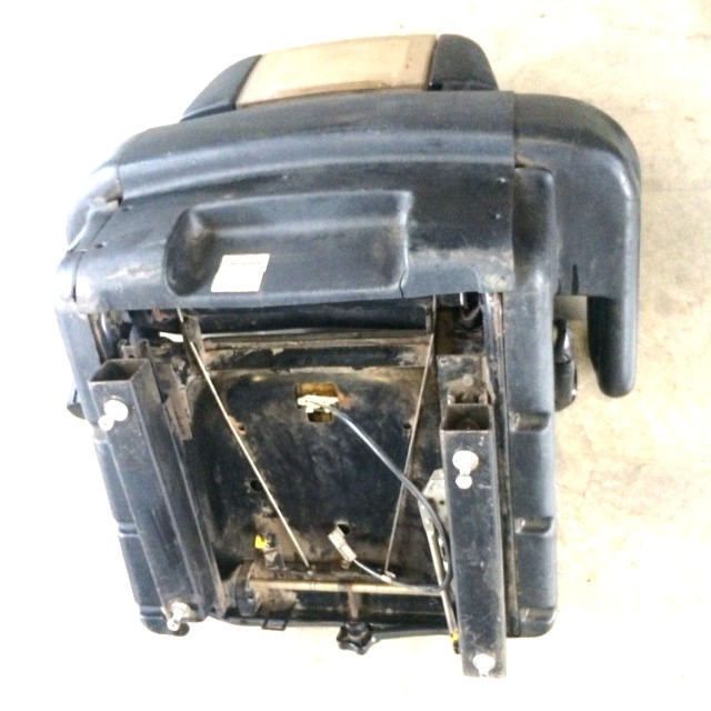 HYSTER seat for forklift - Cabine e interior para Empilhador: foto 4 HYSTER seat for forklift - Cabine e interior para Empilhador: foto 4