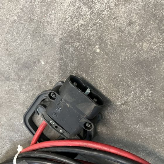 Hawker 24V/60A - Sistema elétrico para Equipamento de movimentação: foto 4 Hawker 24V/60A - Sistema elétrico para Equipamento de movimentação: foto 4