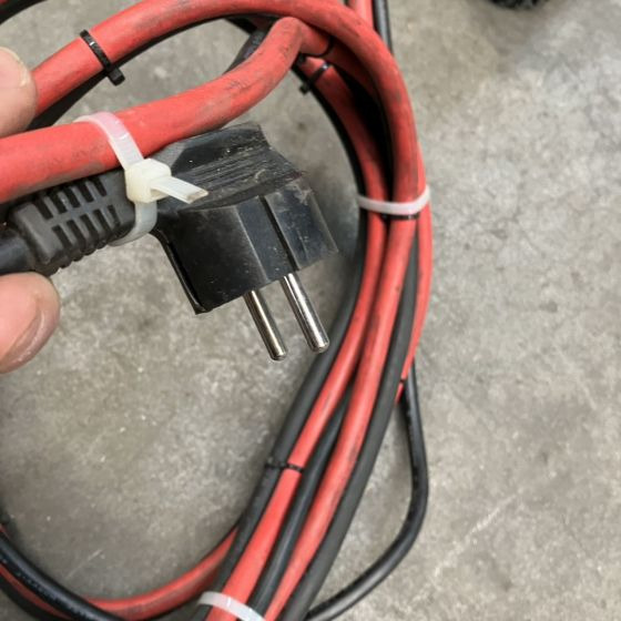 Hawker 24V/72A Lifetech TC1LT - Sistema elétrico para Equipamento de movimentação: foto 4 Hawker 24V/72A Lifetech TC1LT - Sistema elétrico para Equipamento de movimentação: foto 4