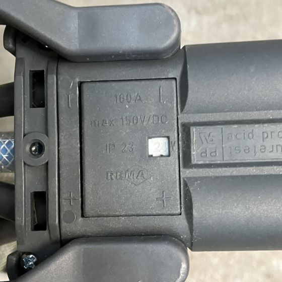 Hawker 24V/80A - Sistema elétrico para Equipamento de movimentação: foto 4 Hawker 24V/80A - Sistema elétrico para Equipamento de movimentação: foto 4