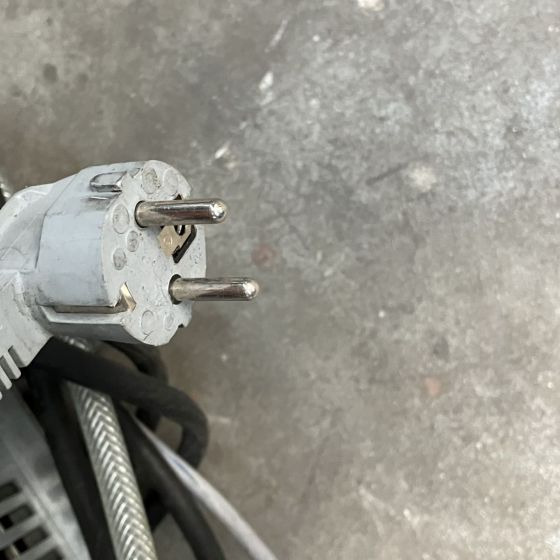 Hawker 24V/80A - Sistema elétrico para Equipamento de movimentação: foto 3 Hawker 24V/80A - Sistema elétrico para Equipamento de movimentação: foto 3