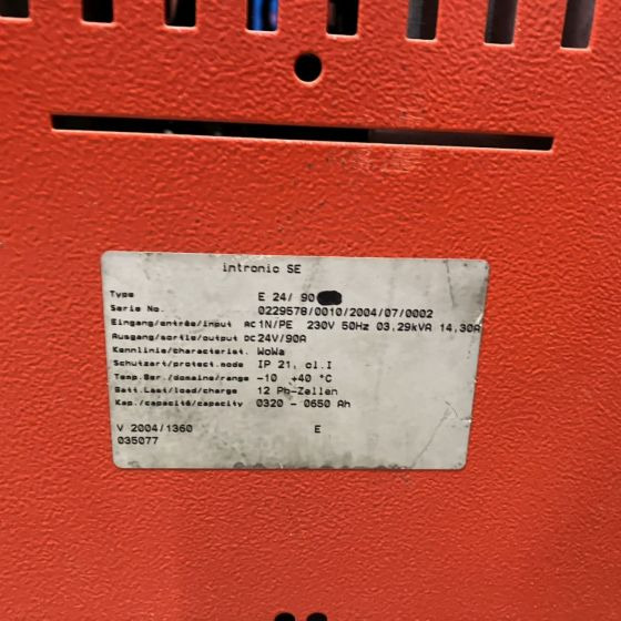 Hawker 24V/90A - Sistema elétrico para Equipamento de movimentação: foto 4 Hawker 24V/90A - Sistema elétrico para Equipamento de movimentação: foto 4