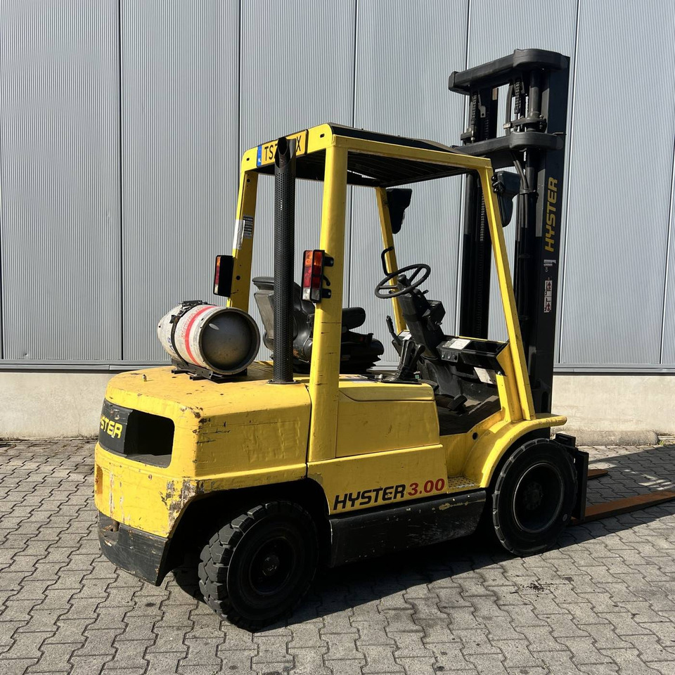 Hyster H3.00XM - Empilhador a gás: foto 2 Hyster H3.00XM - Empilhador a gás: foto 2