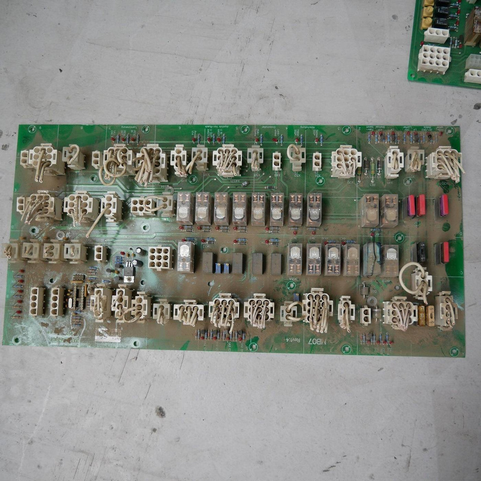Interface Printed circuit board - Sistema elétrico para Equipamento de movimentação: foto 1 Interface Printed circuit board - Sistema elétrico para Equipamento de movimentação: foto 1