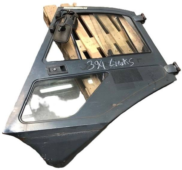 Left Door for Linde 394 - Porta e peças para Equipamento de movimentação: foto 1 Left Door for Linde 394 - Porta e peças para Equipamento de movimentação: foto 1