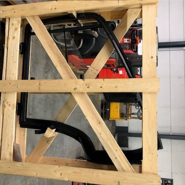 Left door for Linde 1204 series - Porta e peças para Equipamento de movimentação: foto 2 Left door for Linde 1204 series - Porta e peças para Equipamento de movimentação: foto 2