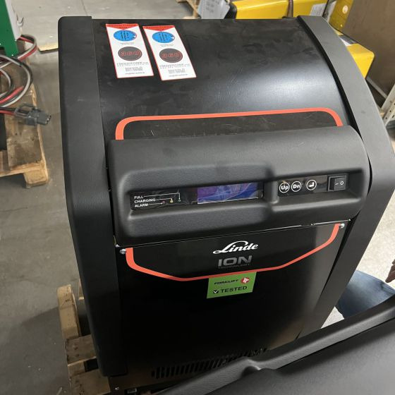 Linde 17-30V/225A LiIon-IGBT (2) - Sistema elétrico para Equipamento de movimentação: foto 1 Linde 17-30V/225A LiIon-IGBT (2) - Sistema elétrico para Equipamento de movimentação: foto 1