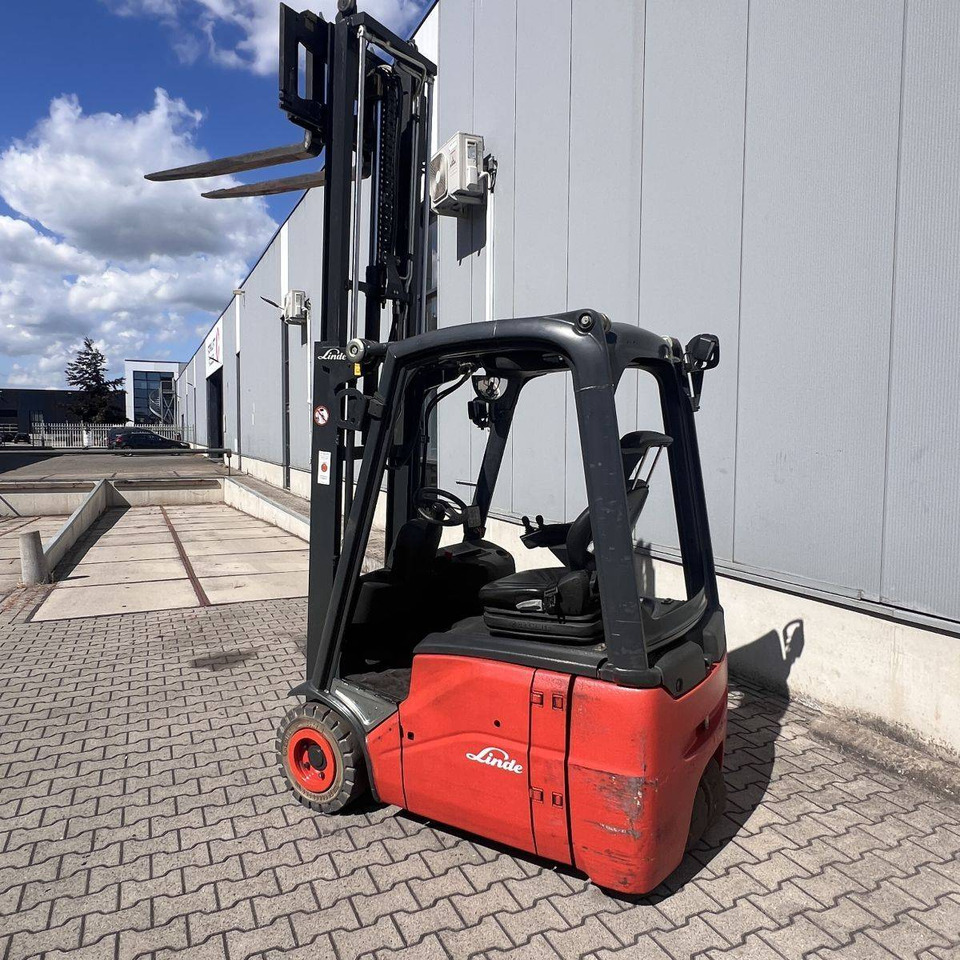 Linde E14 (386) - Empilhador elétrico: foto 4 Linde E14 (386) - Empilhador elétrico: foto 4