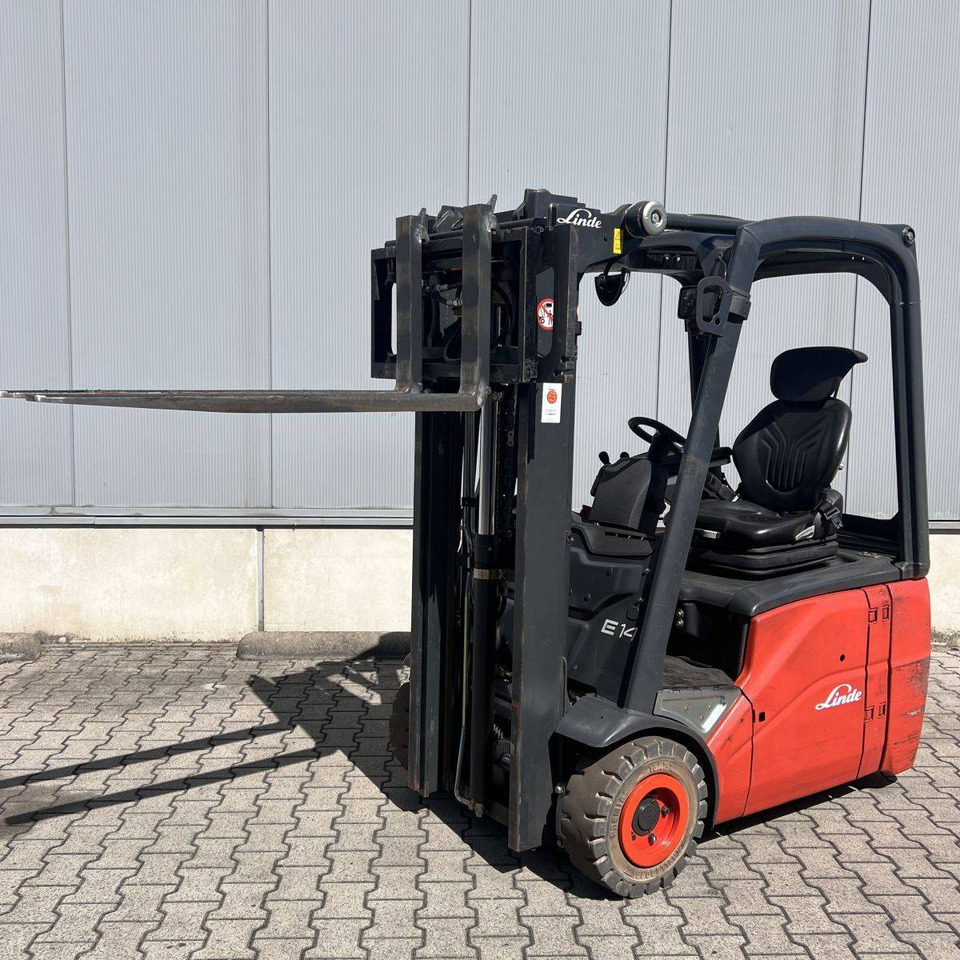 Linde E14 (386) - Empilhador elétrico: foto 1 Linde E14 (386) - Empilhador elétrico: foto 1