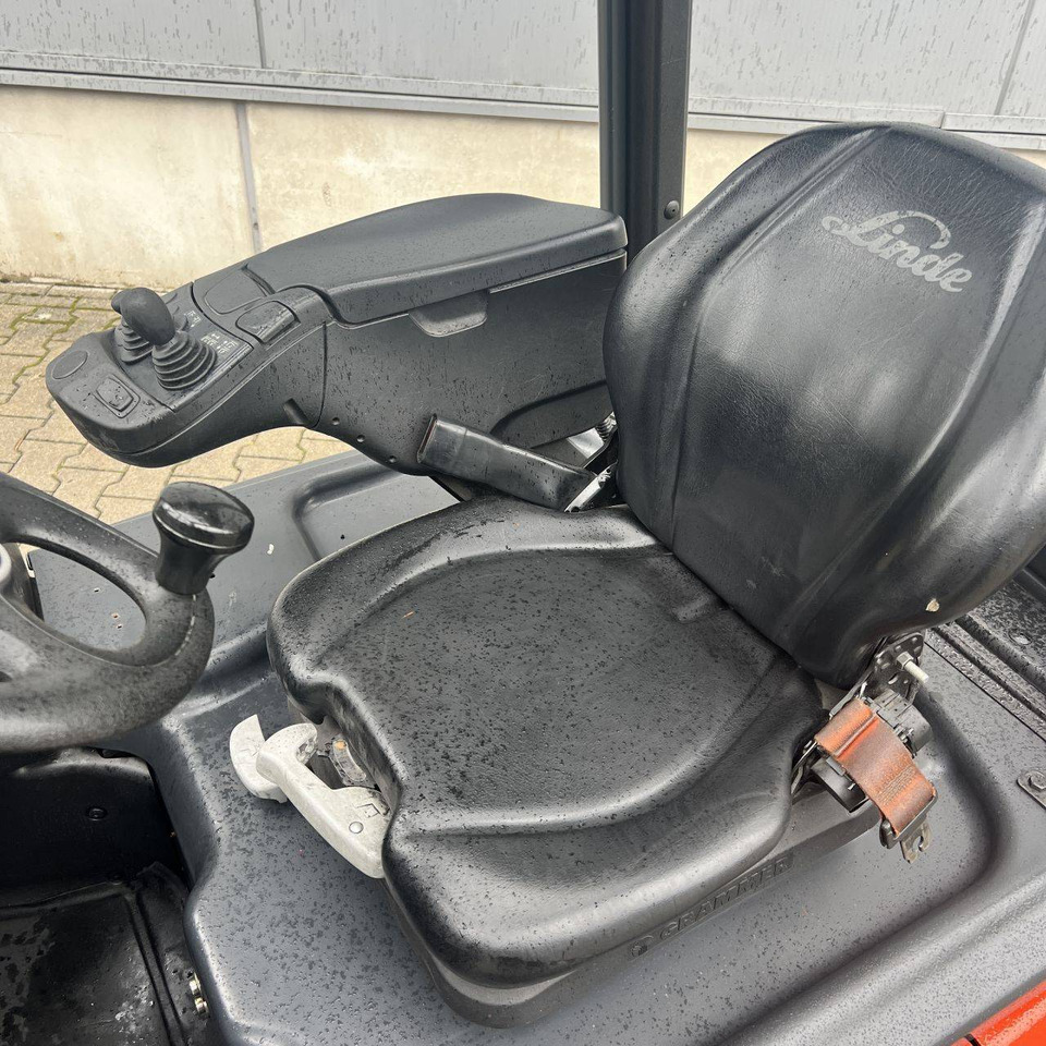 Linde E15 (386-02) EVO - Empilhador elétrico: foto 4 Linde E15 (386-02) EVO - Empilhador elétrico: foto 4