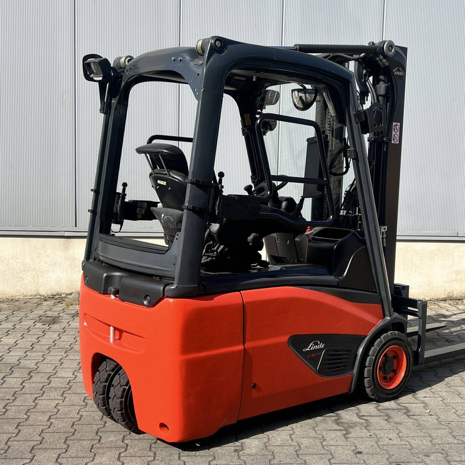 Linde E16 (386-02) EVO - Empilhador elétrico: foto 2 Linde E16 (386-02) EVO - Empilhador elétrico: foto 2