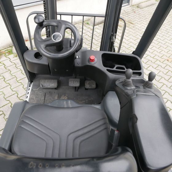 Linde E16C (386-02) EVO - Empilhador elétrico: foto 4 Linde E16C (386-02) EVO - Empilhador elétrico: foto 4