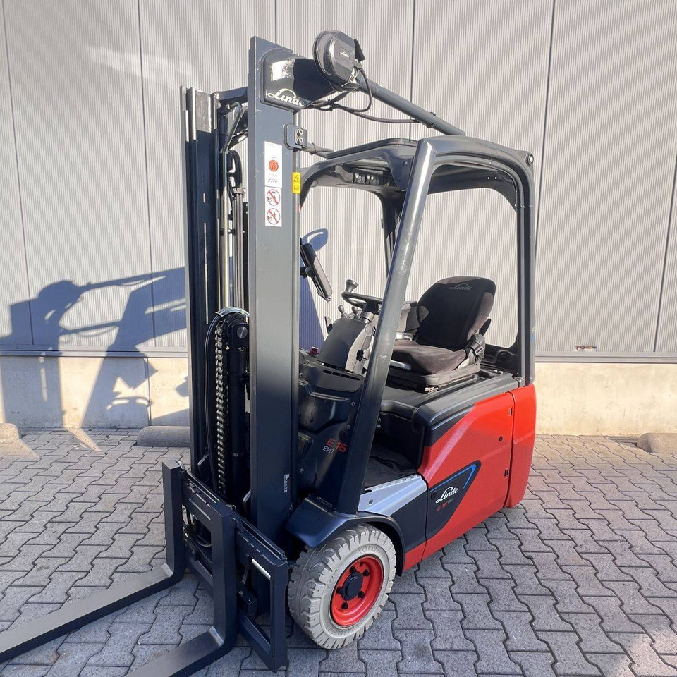 Linde E16C (386-02) EVO Li-On - Empilhador elétrico: foto 1 Linde E16C (386-02) EVO Li-On - Empilhador elétrico: foto 1