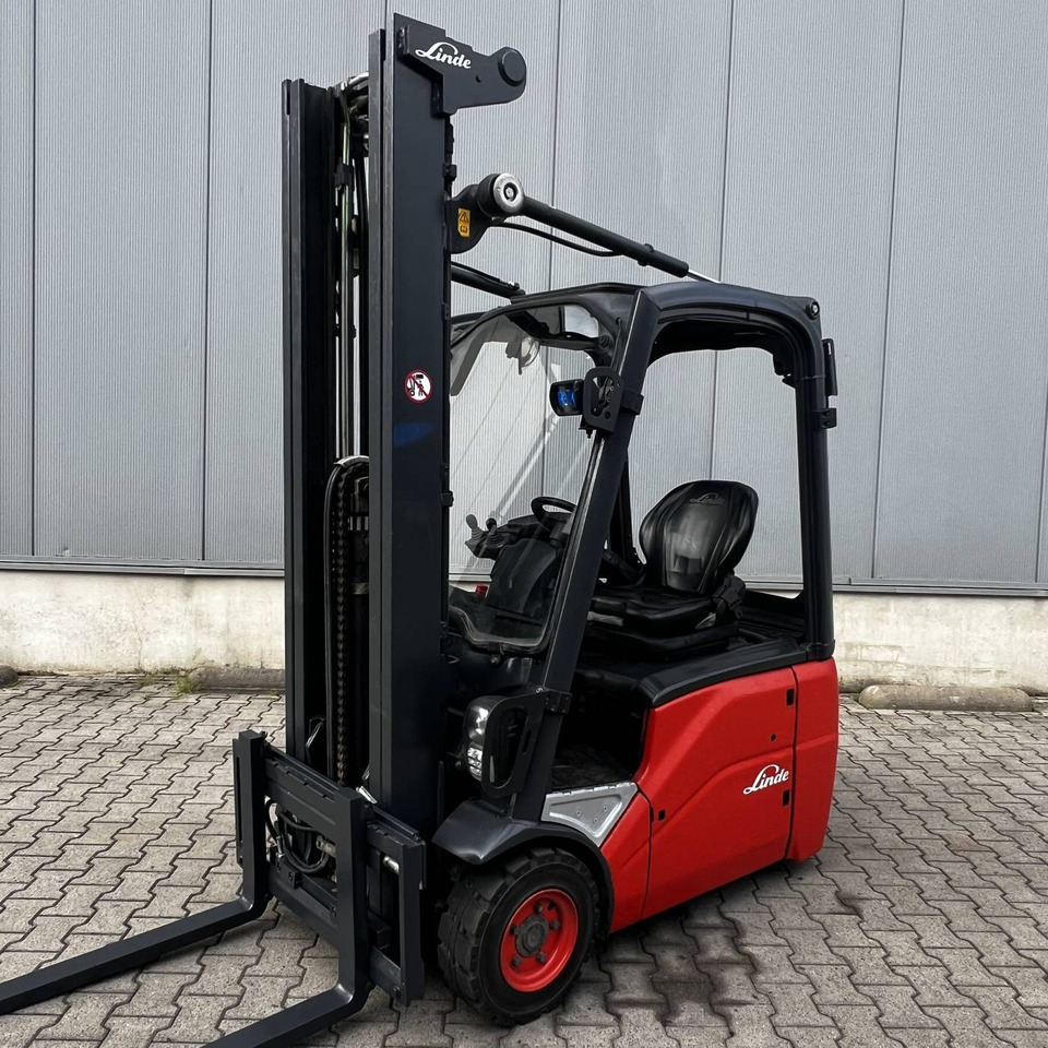 Linde E16C (386) - Empilhador elétrico: foto 1 Linde E16C (386) - Empilhador elétrico: foto 1