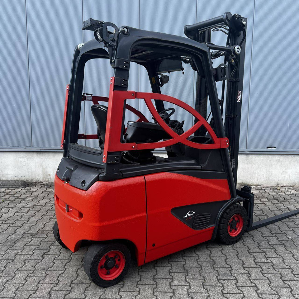 Linde E16PH-02 (386) EVO - Empilhador elétrico: foto 2 Linde E16PH-02 (386) EVO - Empilhador elétrico: foto 2